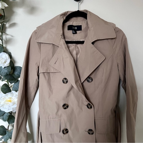 Forever 21 Trench Coat - Picture 3 of 9